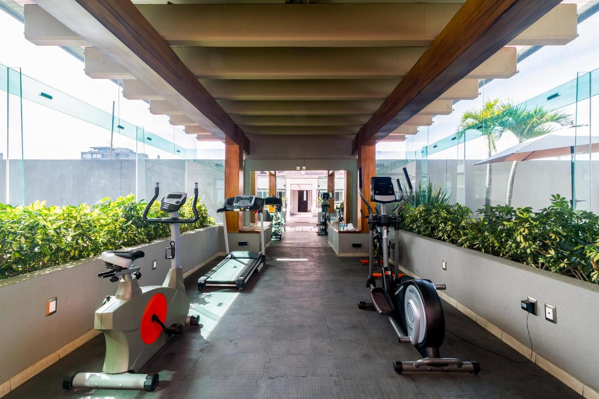 Hotel Meson Ejecutivo Guadalajara Minerva - Av Mexico Exteriér fotografie