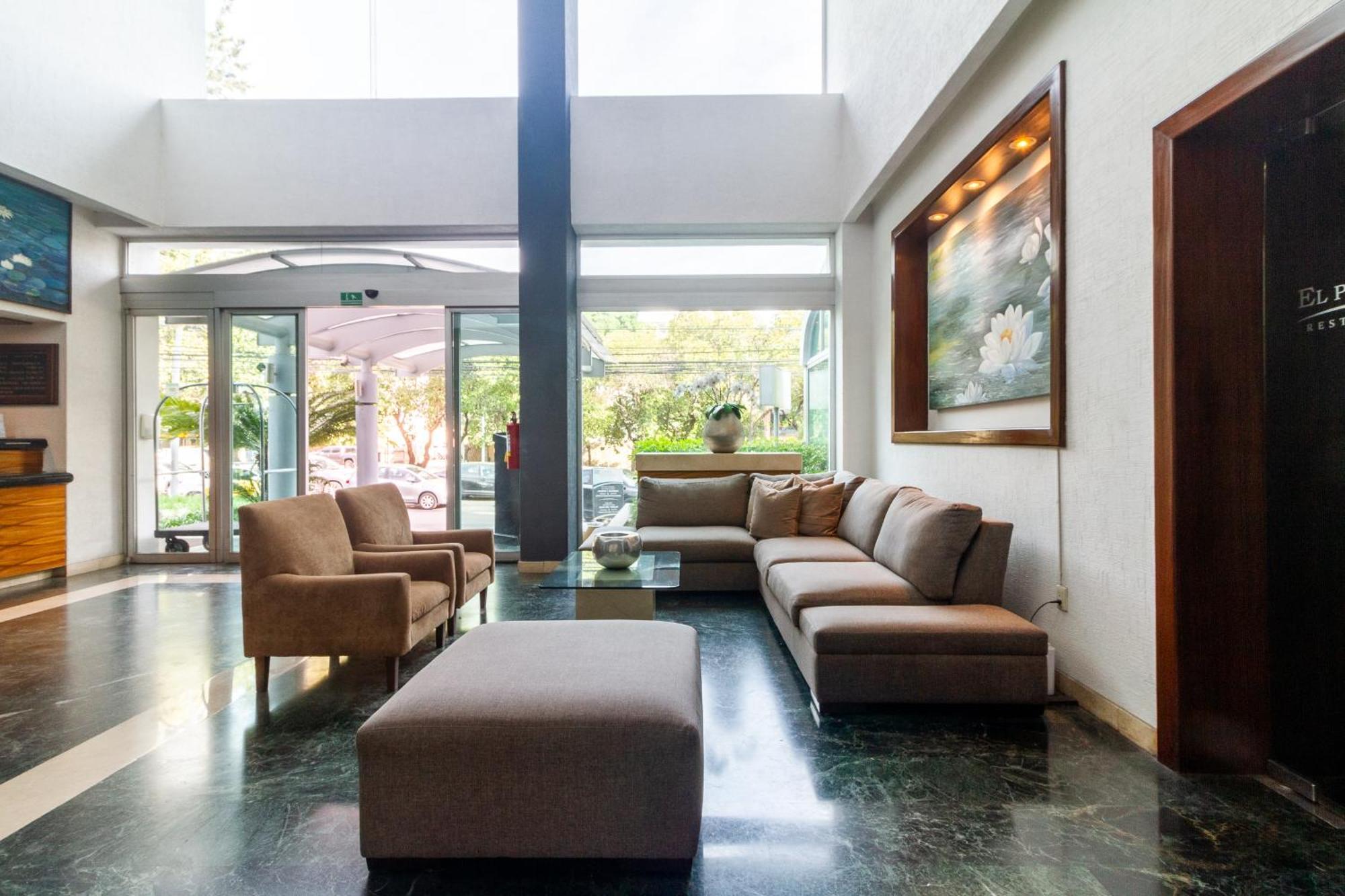 Hotel Meson Ejecutivo Guadalajara Minerva - Av Mexico Exteriér fotografie